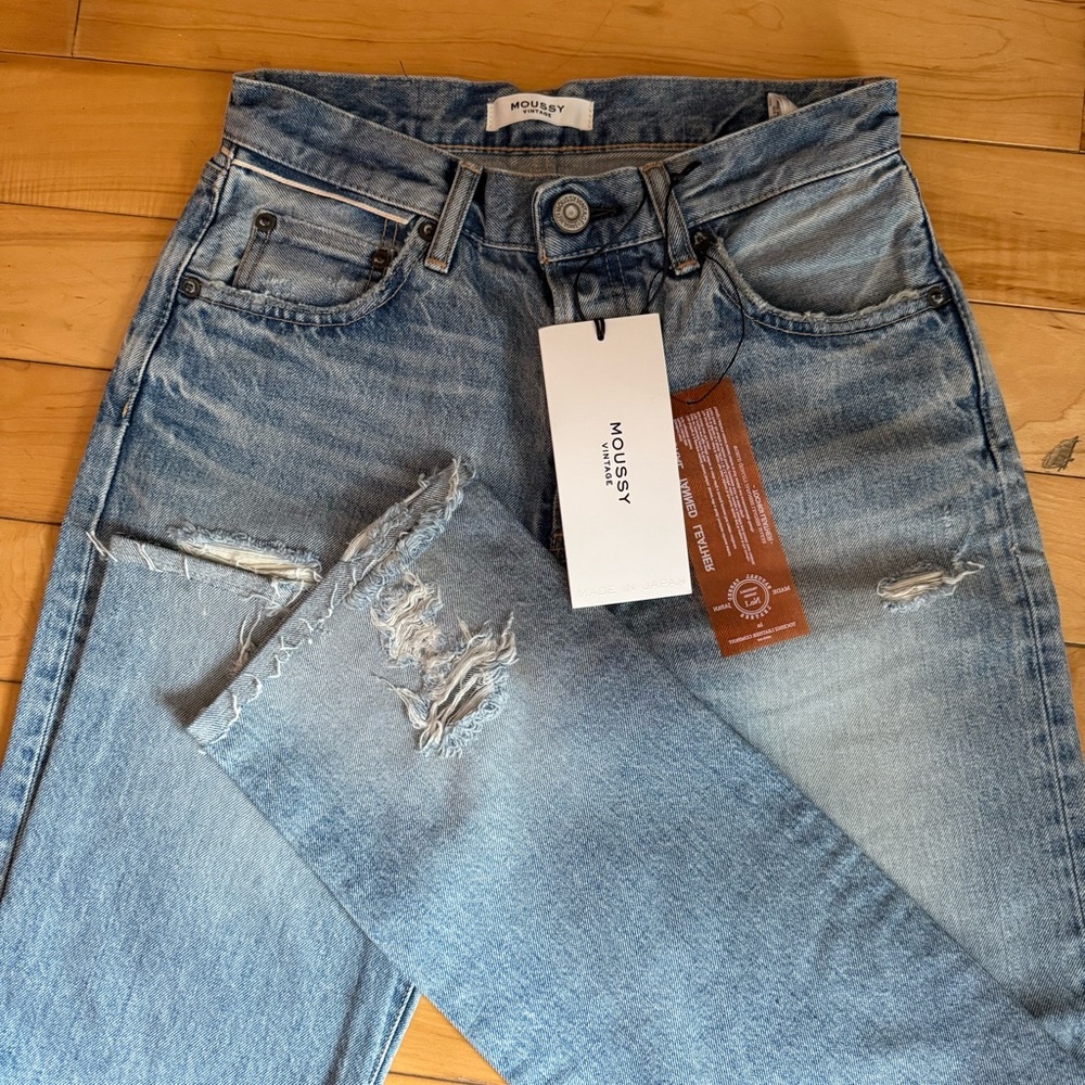 MOUSSY VINTAGE MU STEELE2260 Straight Light Blue Denim Distressed Jeans Size 26